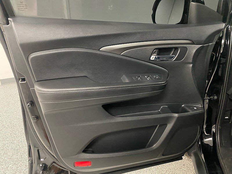 Used 2019 Honda Ridgeline Sport image 11