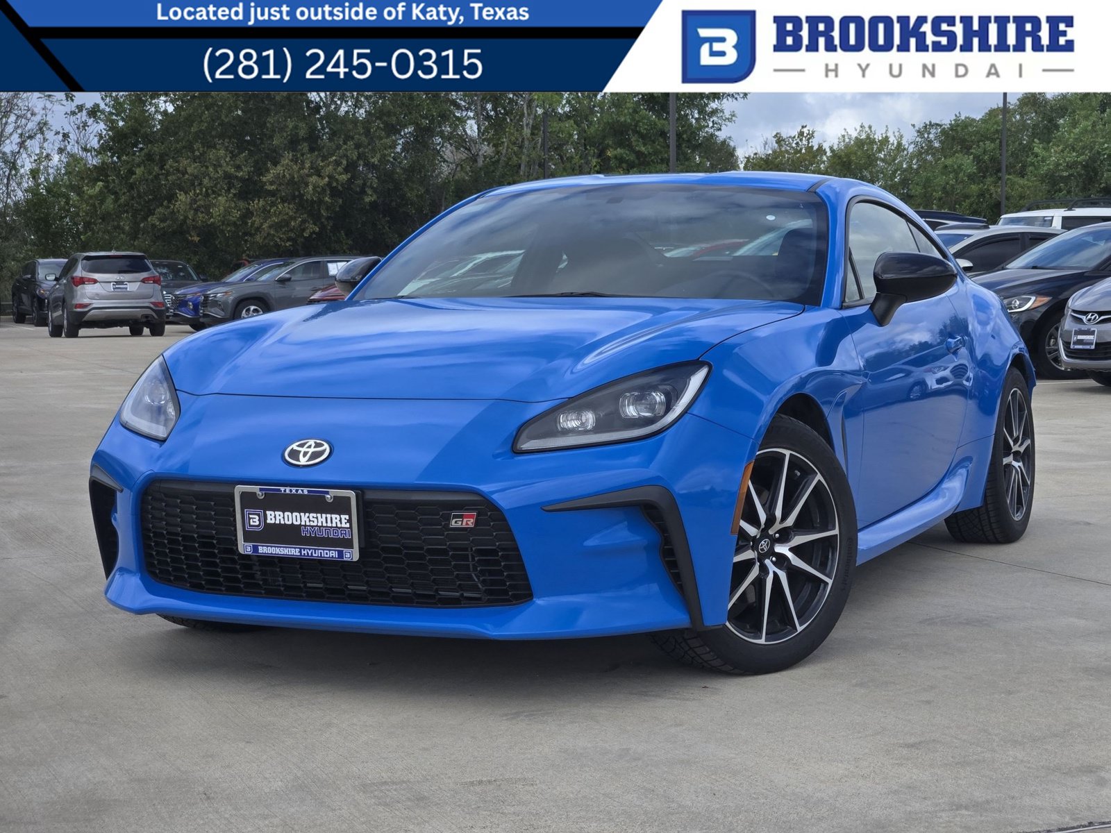 Used 2024 Toyota GR86 RWD image 1