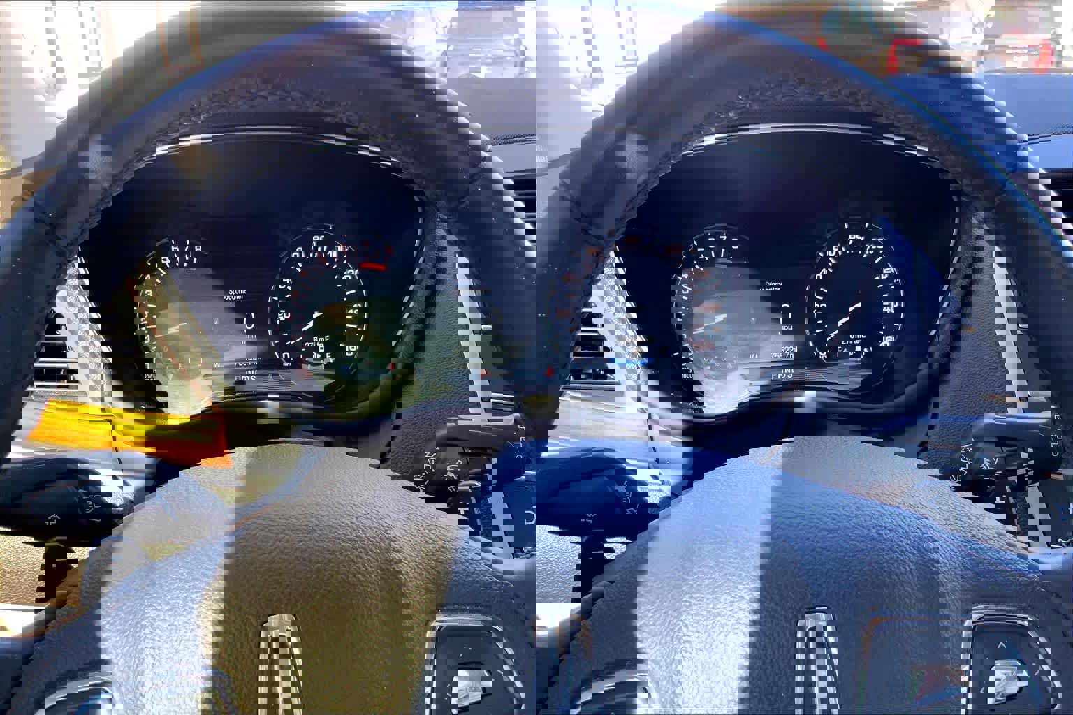 Used 2018 Lincoln MKC Select w/ Select Plus Package image 25