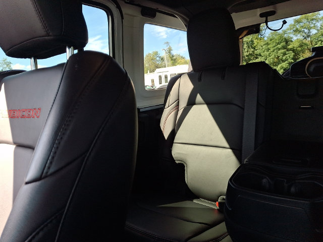 Used 2025 Jeep Wrangler Unlimited Rubicon w/ Safety Group AWD/4WD image 21