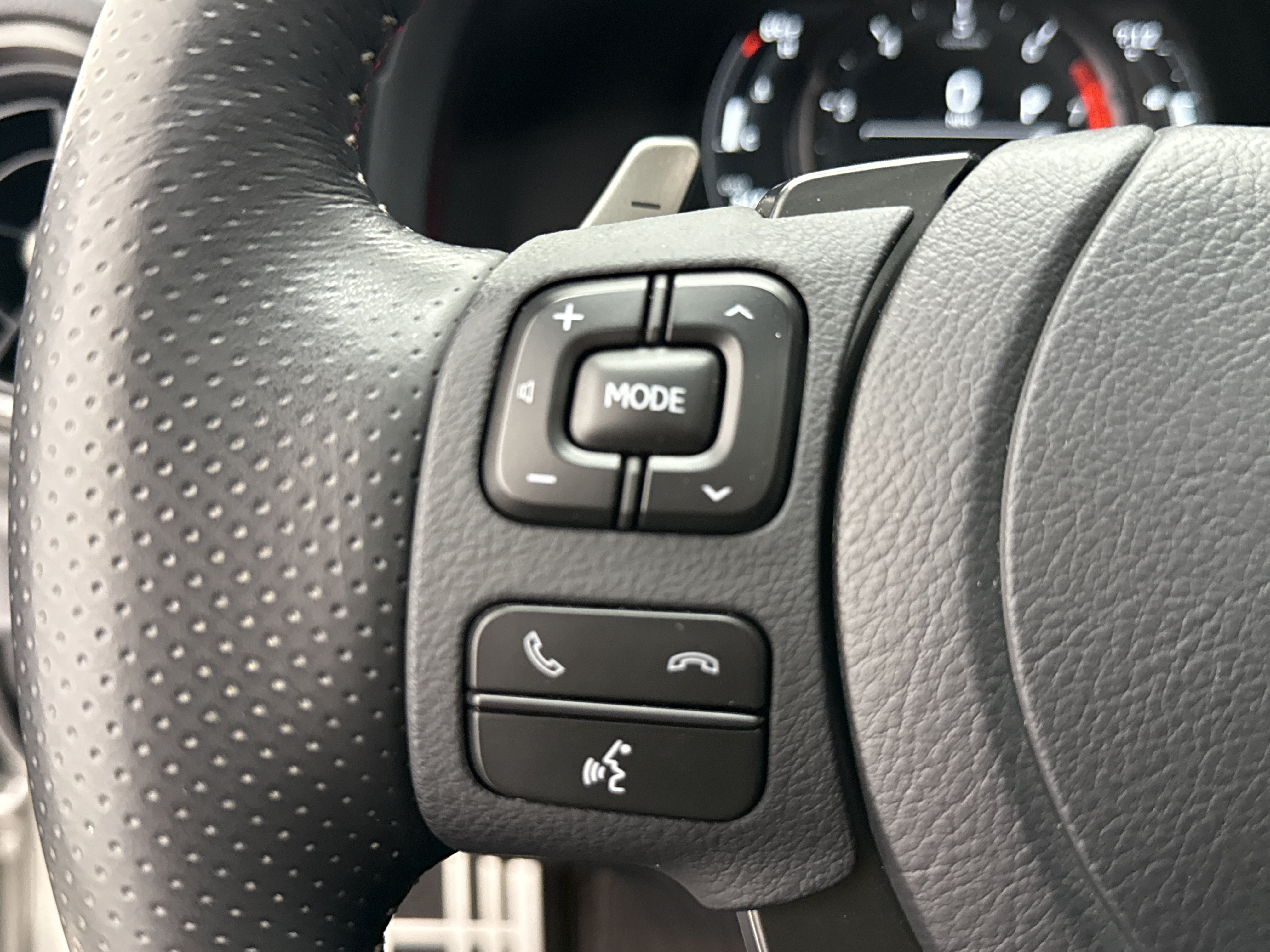Used 2023 Lexus IS 350 F Sport RWD image 16