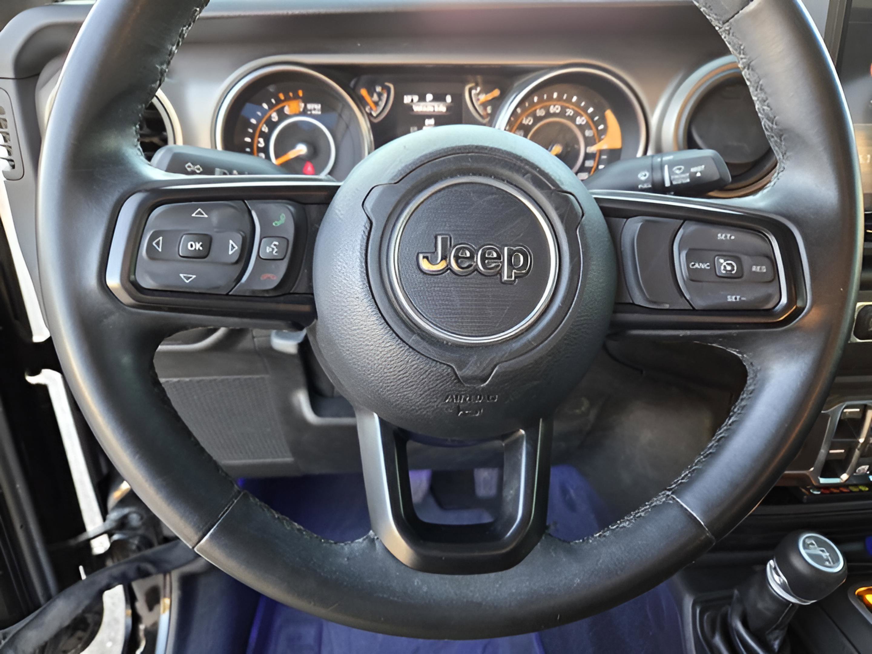 Used 2018 Jeep Wrangler Unlimited Sport S image 11