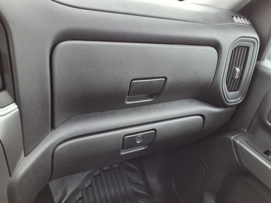 Used 2025 Chevrolet Silverado 2500 W/T w/ WT Convenience Package image 17