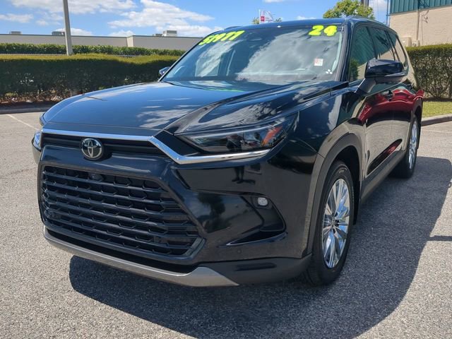 Certified 2024 Toyota Grand Highlander Platinum AWD/4WD image 8