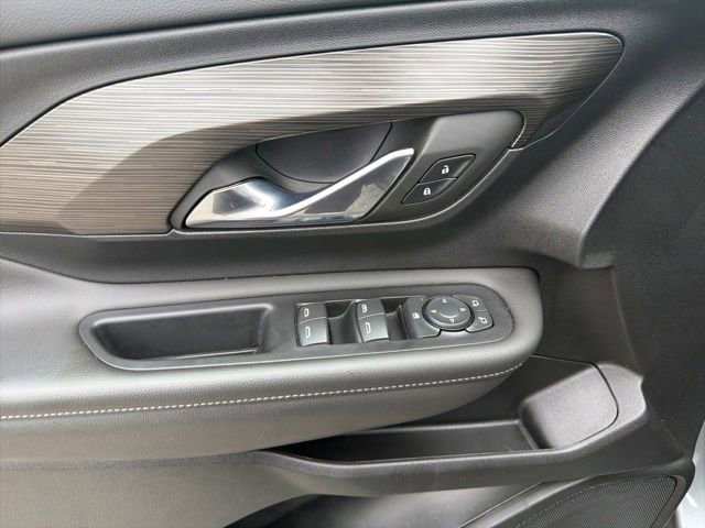 Used 2023 GMC Terrain SLE AWD/4WD image 23