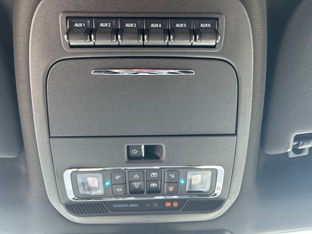 New 2025 Ford F250 Platinum w/ FX4 Off-Road Package image 21