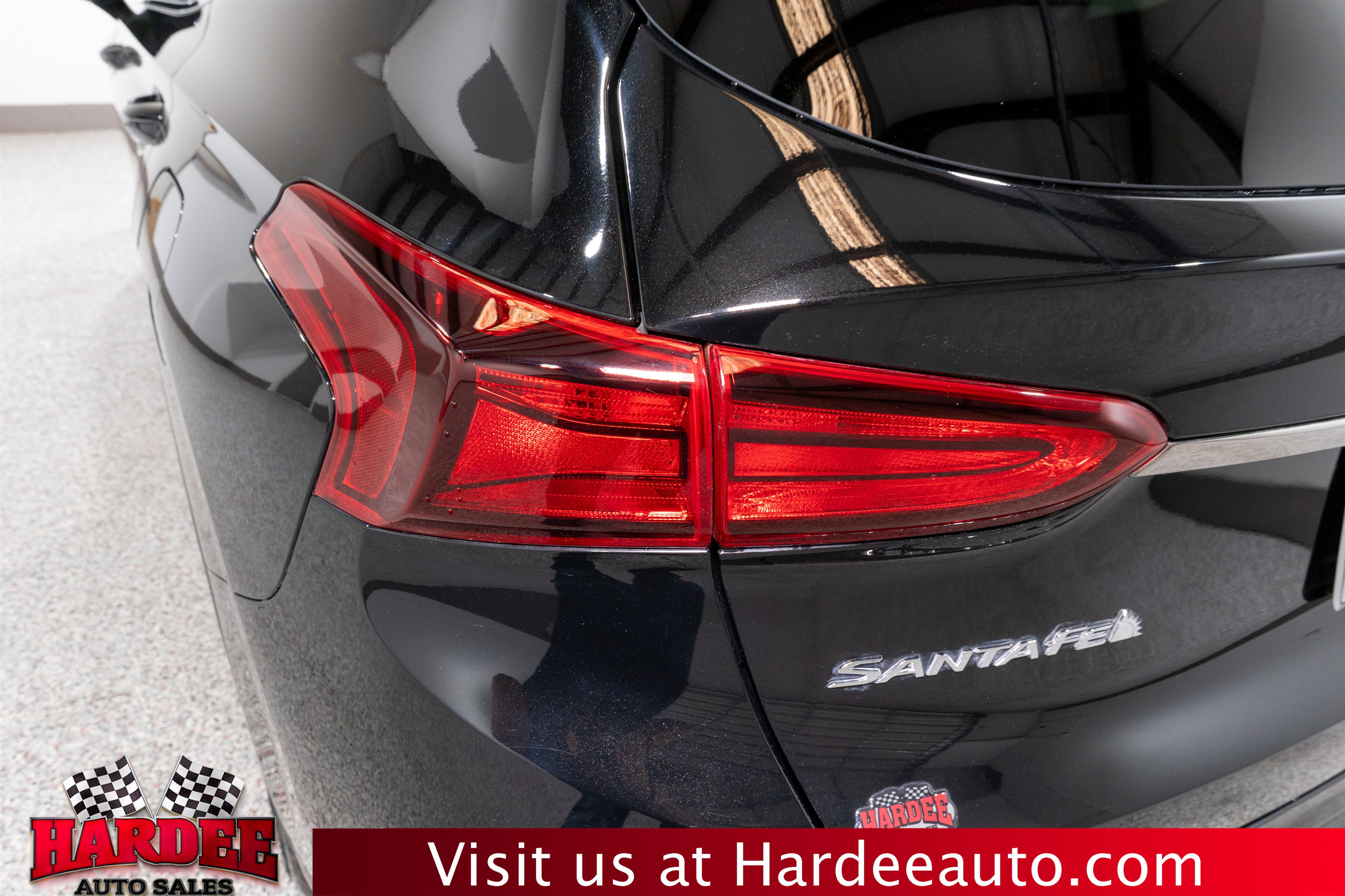 Used 2019 Hyundai Santa Fe SEL image 9