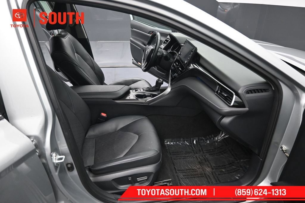 Used 2024 Toyota Camry XSE FWD image 29