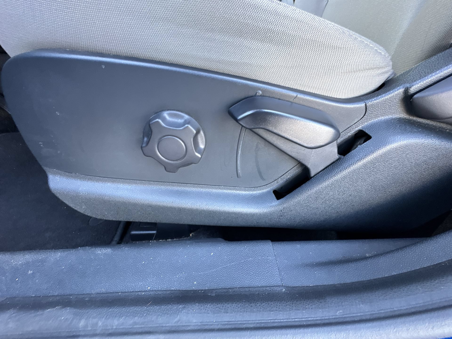Used 2022 Ford EcoSport S AWD/4WD image 12