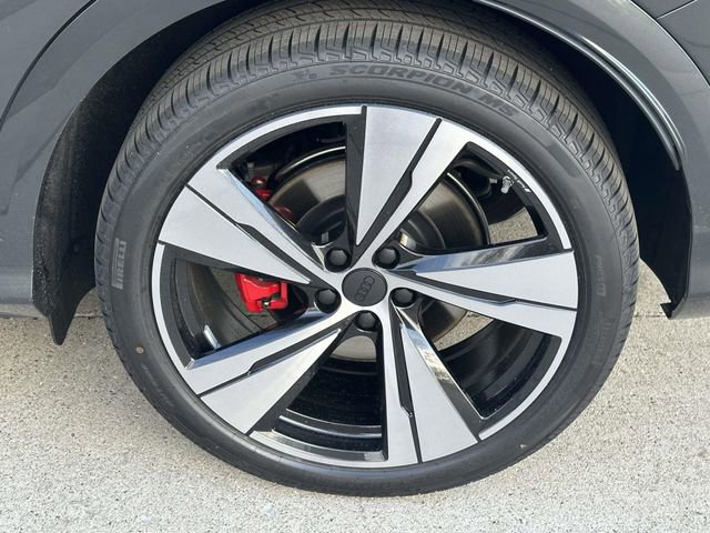 New 2026 Audi SQ5 Premium Plus image 4