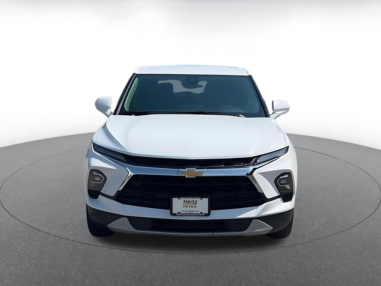 Used 2025 Chevrolet Blazer LT FWD image 4