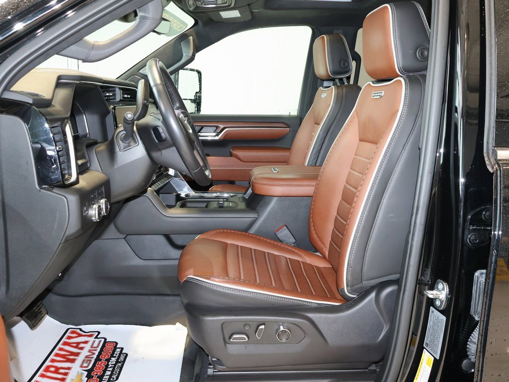 Certified 2024 GMC Sierra 3500 Denali Ultimate image 15