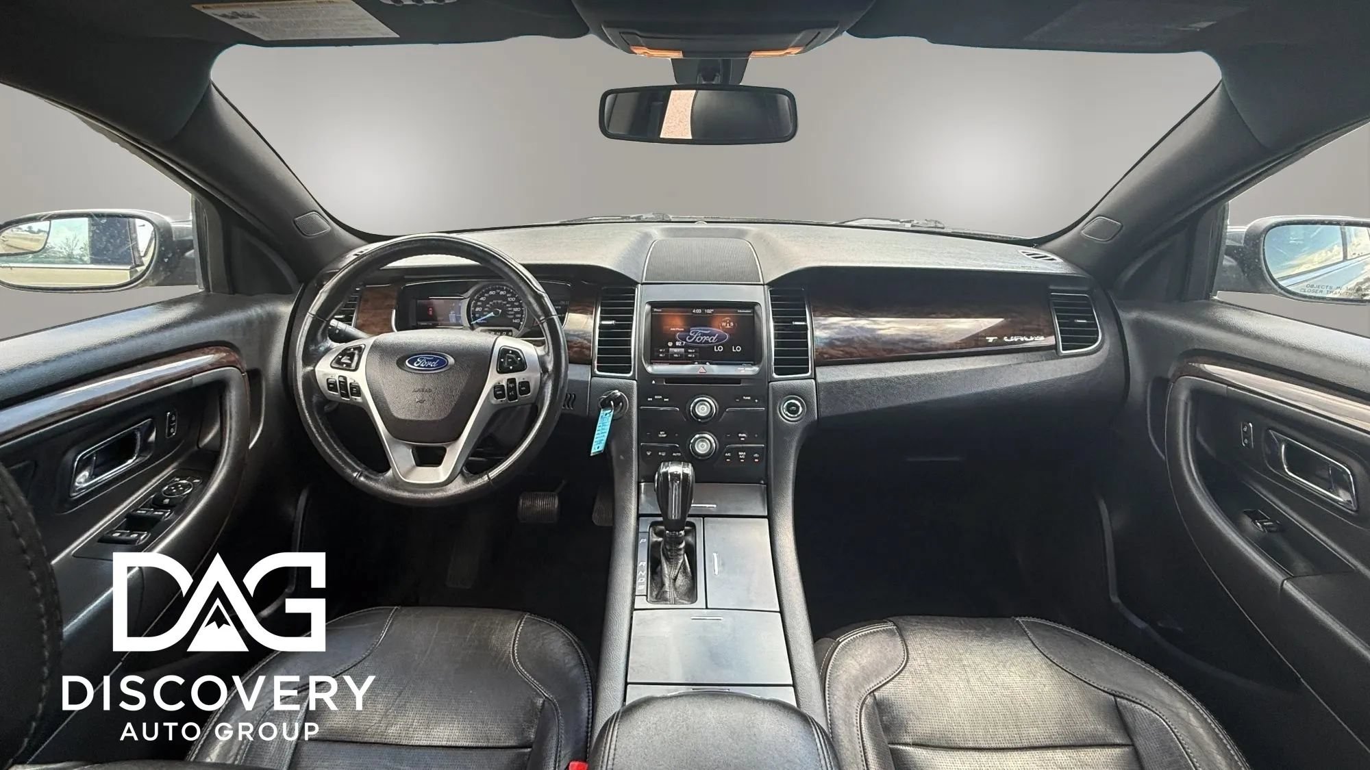 Used 2013 Ford Taurus Limited FWD image 23