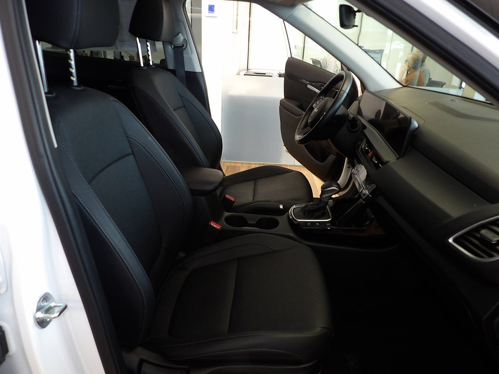 Used 2024 Kia Seltos EX AWD/4WD image 14