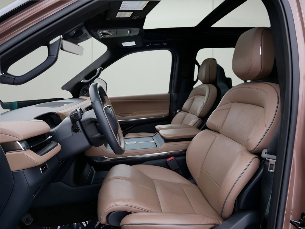 Certified 2025 Lincoln Navigator Black Label image 11