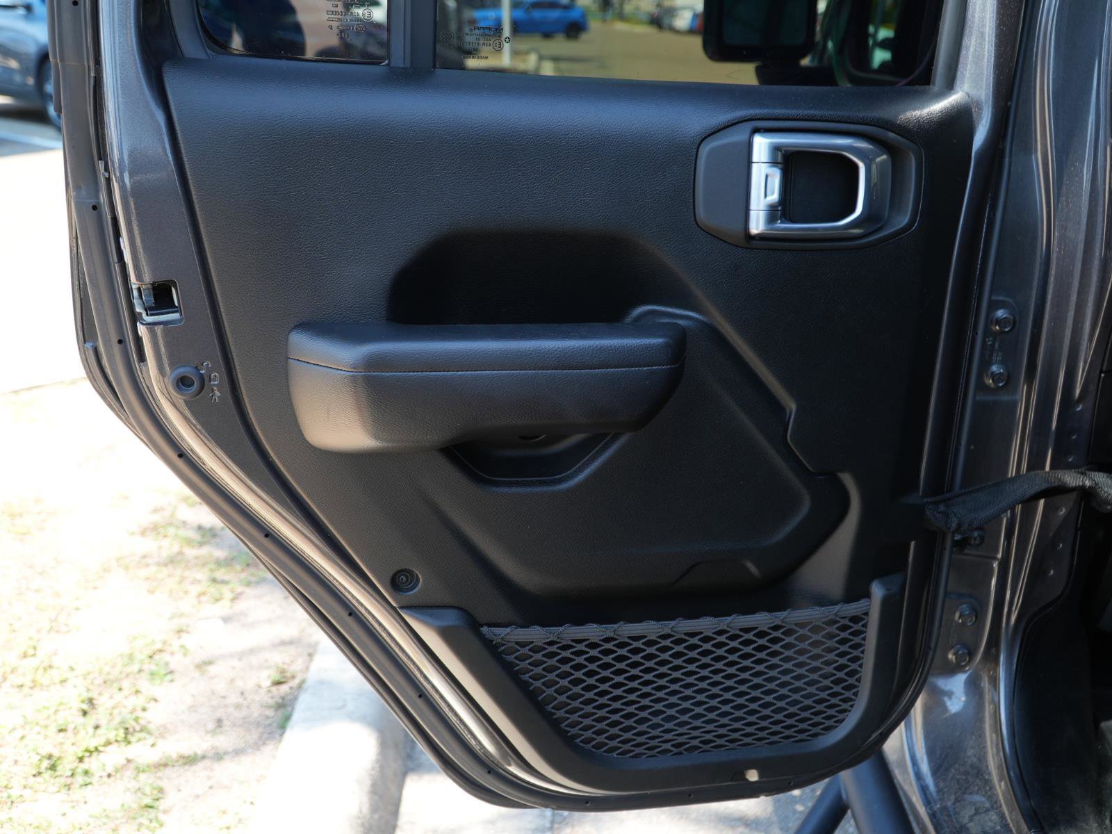 Used 2021 Jeep Wrangler Unlimited Sport AWD/4WD image 15