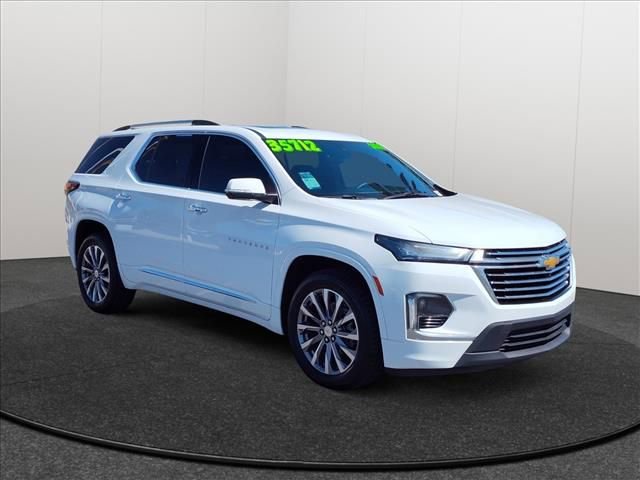 Certified 2023 Chevrolet Traverse Premier w/ LPO, Cargo Package FWD image 5