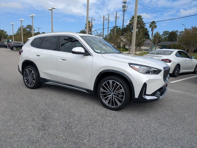 Used 2025 BMW X1 xDrive28i w/ Premium Package AWD/4WD image 2