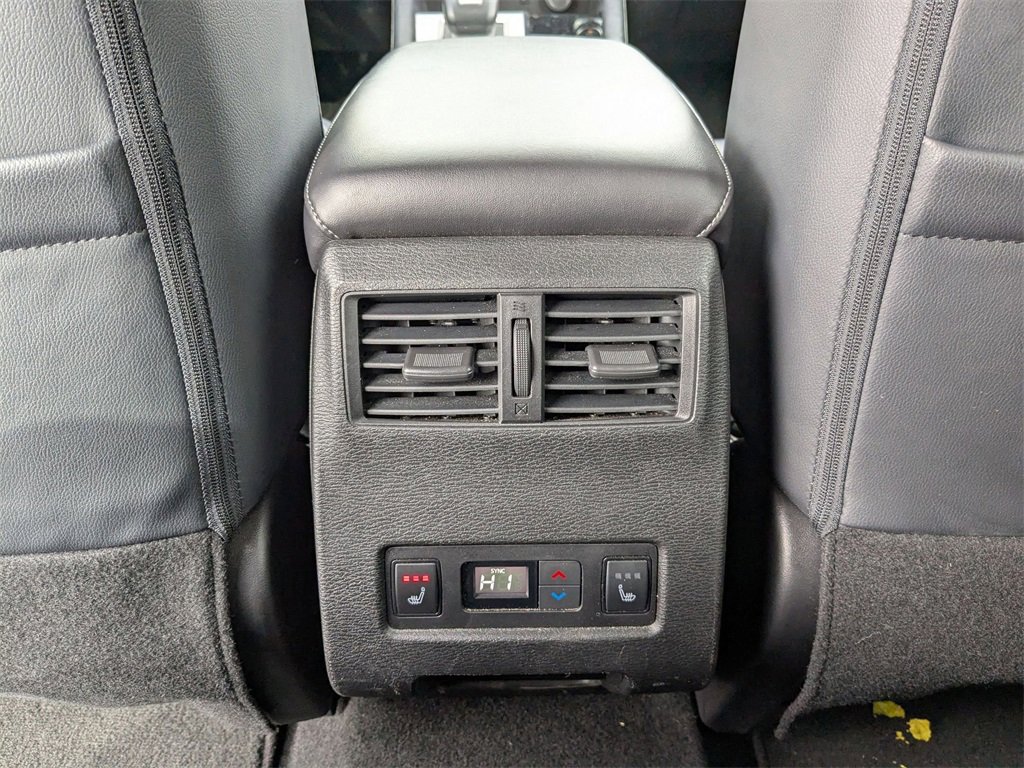 Used 2024 Mitsubishi Outlander SEL image 34