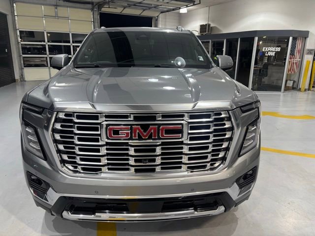 Used 2025 GMC Yukon XL Denali AWD/4WD video 3