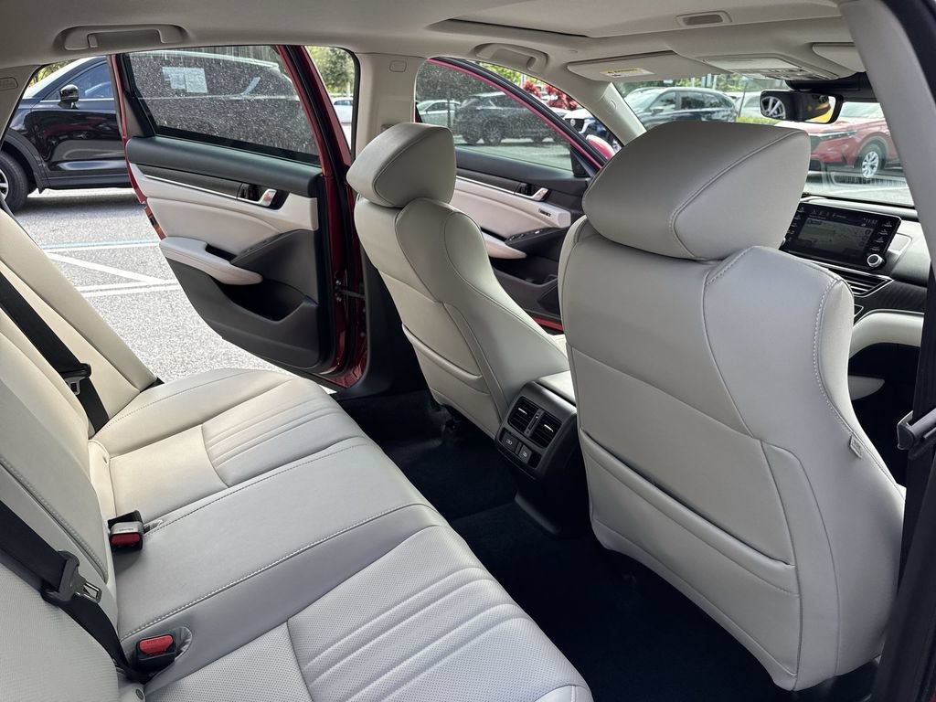 Used 2022 Honda Accord Touring image 33