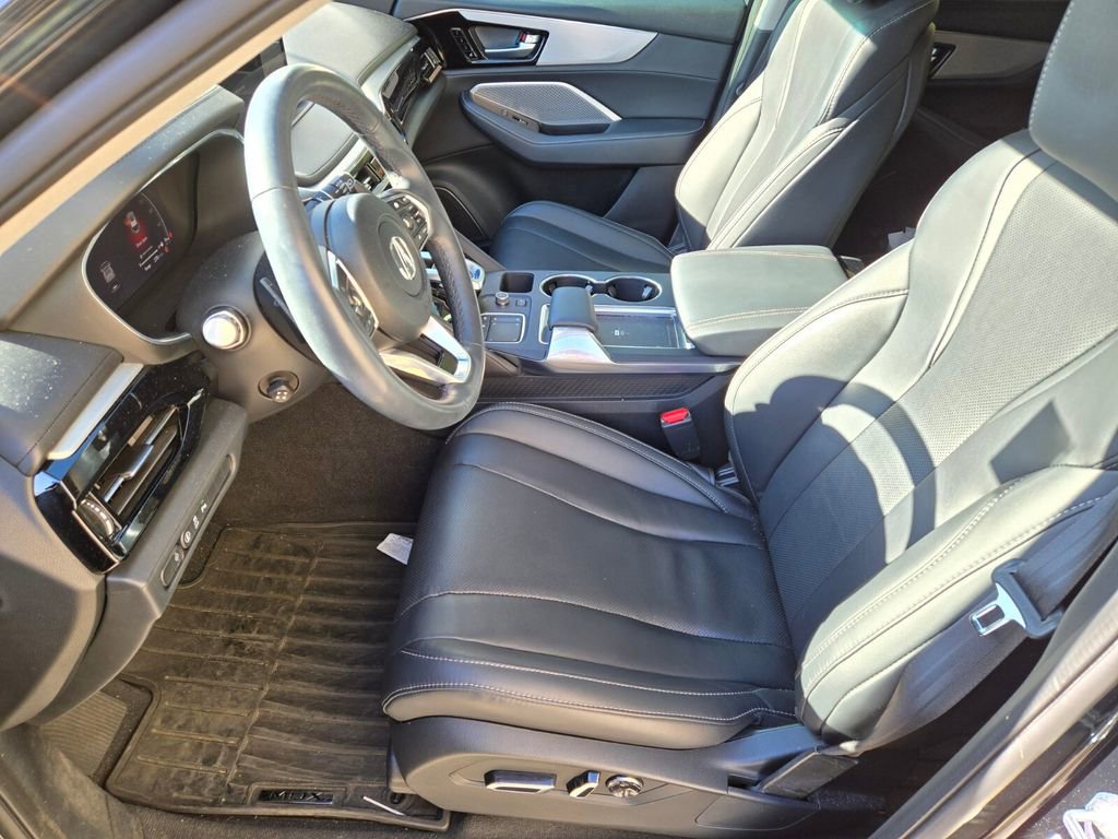Used 2023 Acura MDX Technology image 6