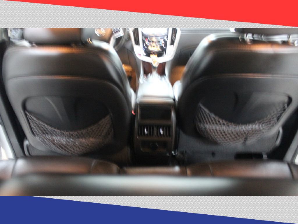 Used 2016 Cadillac SRX Luxury w/ Driver Awareness Package image 28