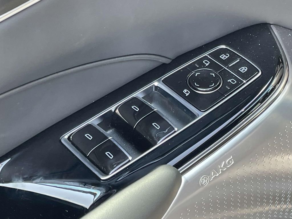 New 2026 Cadillac Lyriq V w/ LPO, Red Accent Package image 18