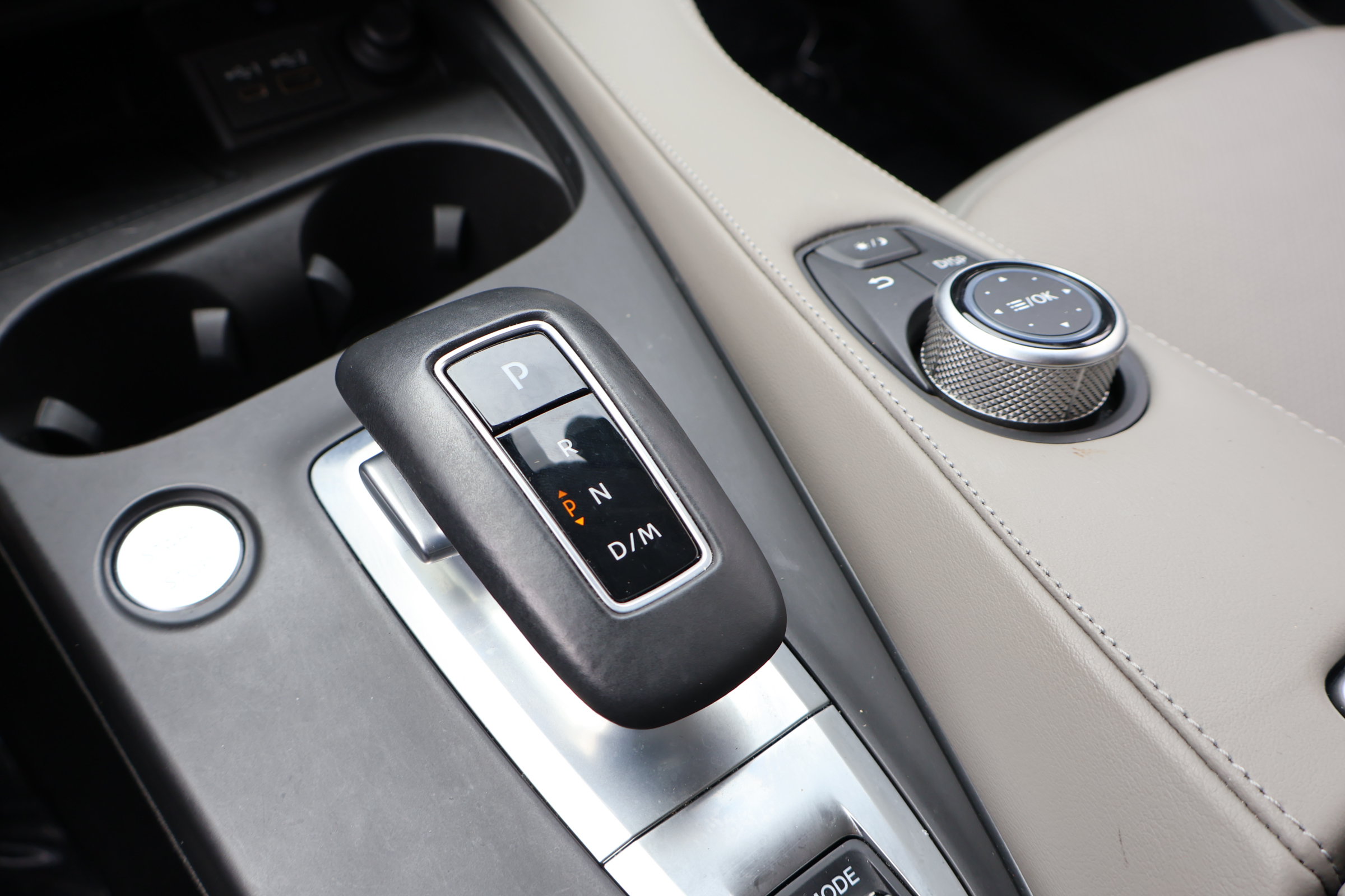 Certified 2023 INFINITI QX50 Luxe FWD image 28