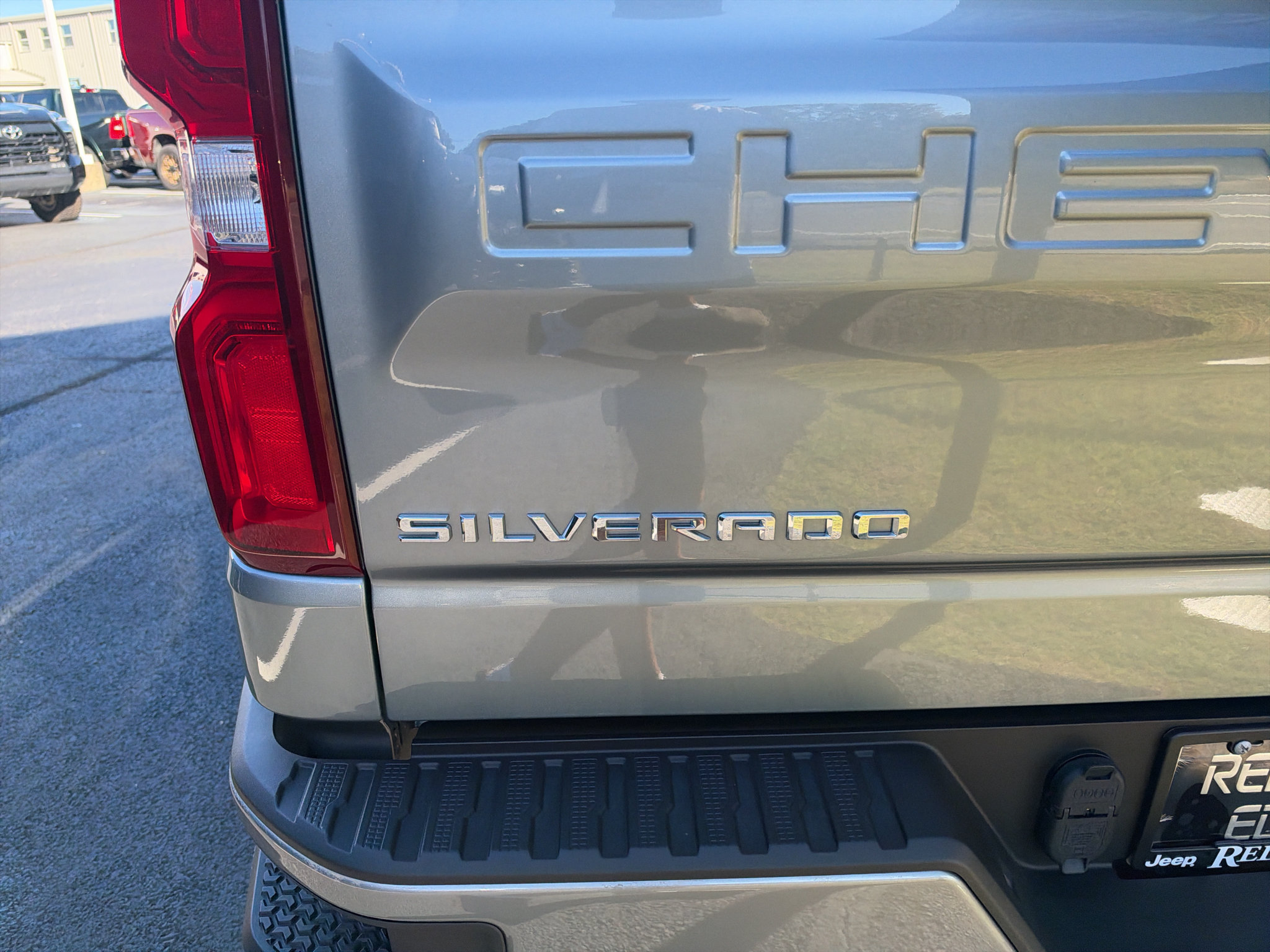 Used 2026 Chevrolet Silverado 1500 RST w/ RST Select Package AWD/4WD image 15