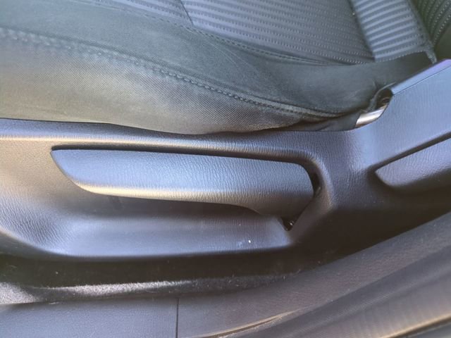 Used 2014 MAZDA MAZDA3 i Touring image 21