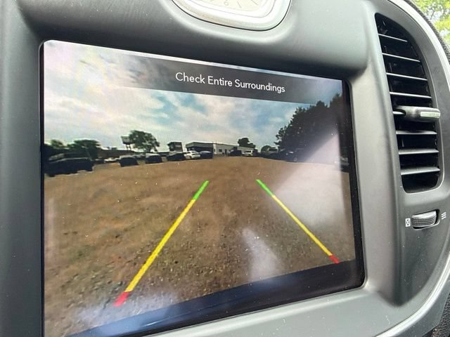 Used 2021 Chrysler 300 Touring L AWD/4WD image 32