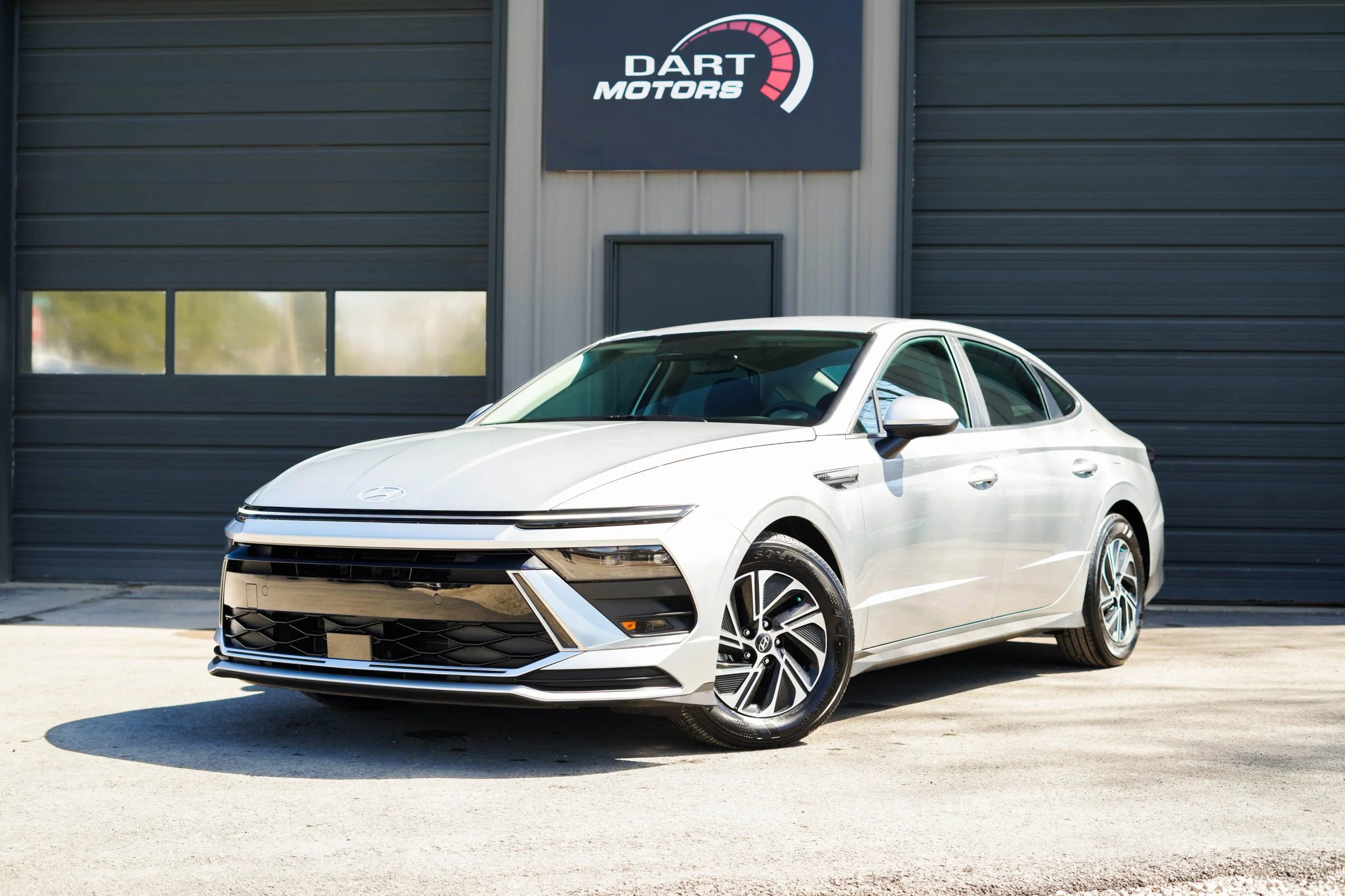 Used 2026 Hyundai Sonata Blue image 3