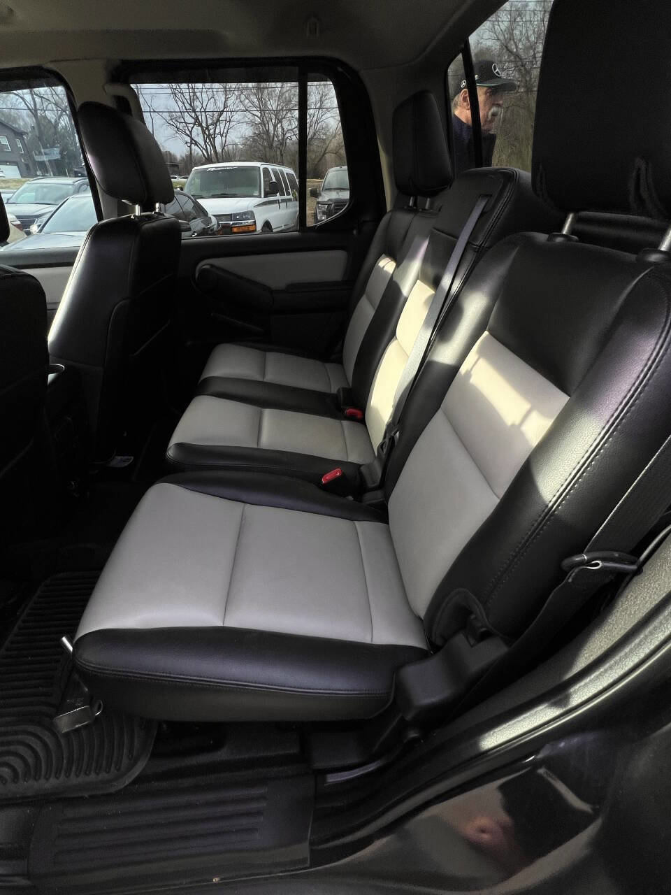 Used 2007 Ford Explorer Sport Trac Limited image 16