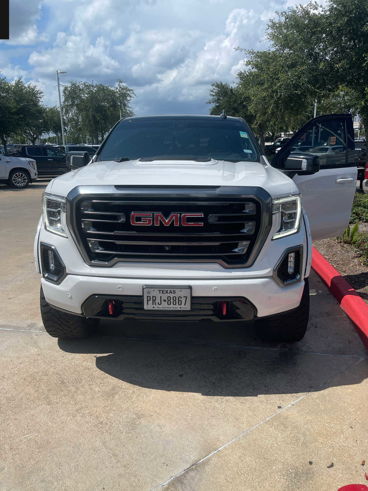 Used 2021 GMC Sierra 1500 AT4 w/ AT4 Premium Package AWD/4WD image 1