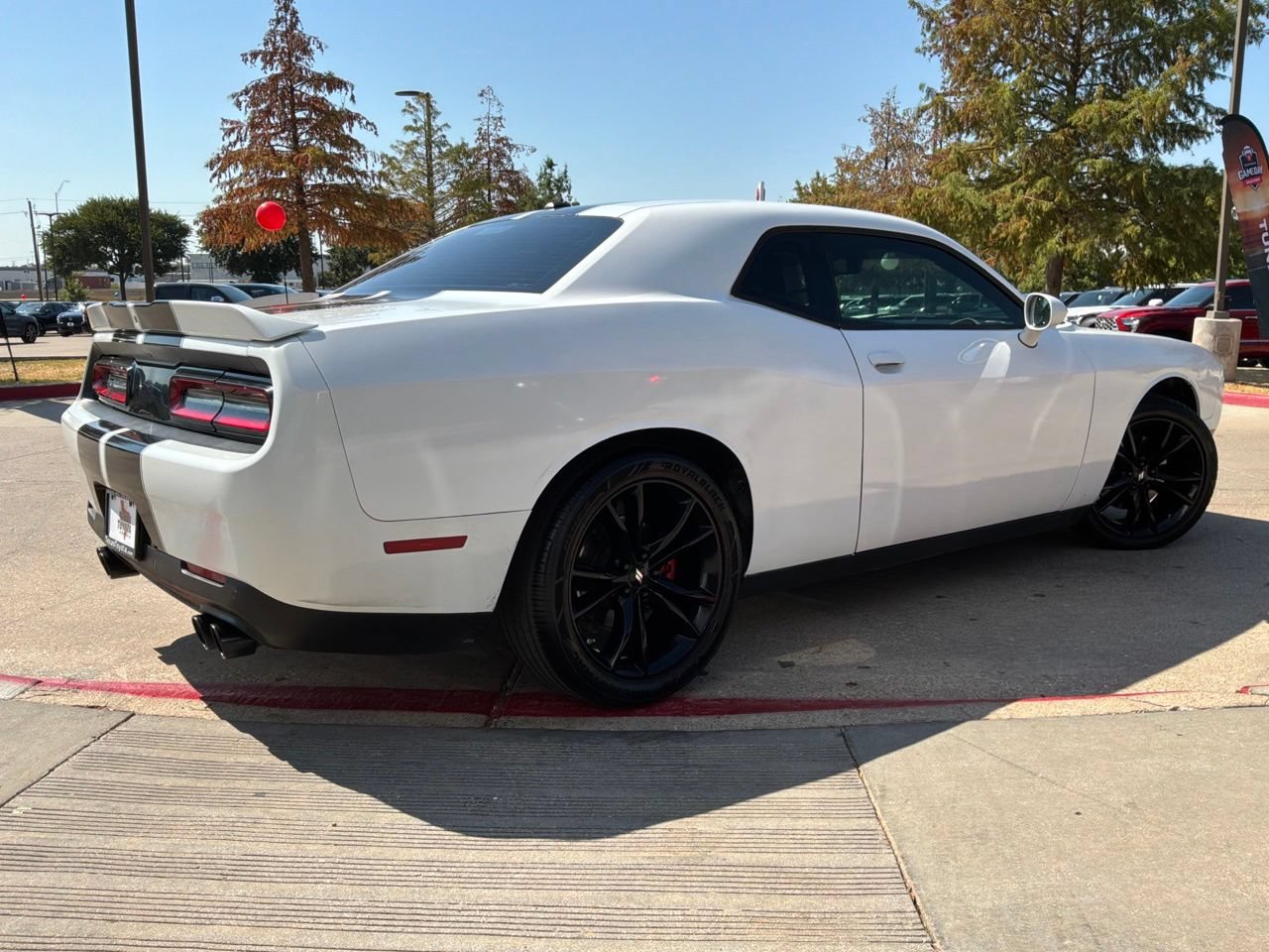 Used 2019 Dodge Challenger R/T w/ Driver Convenience Group RWD image 6