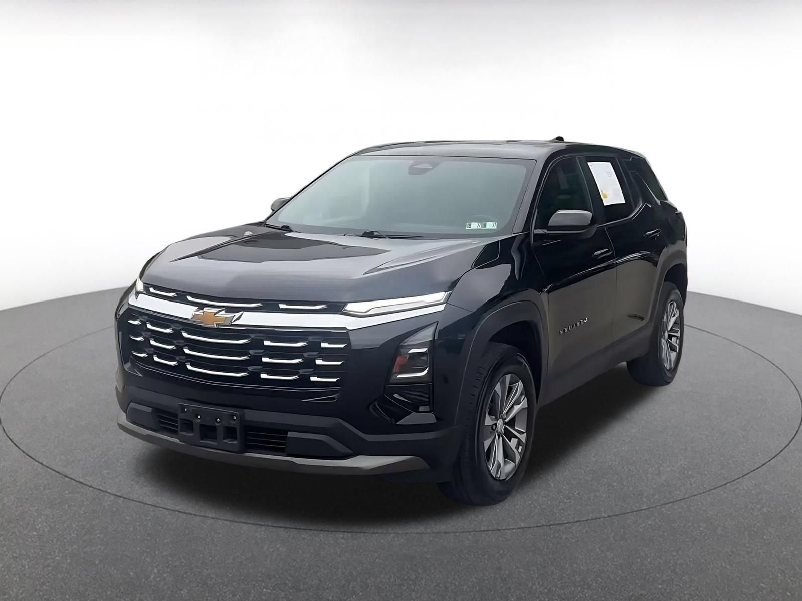 Used 2025 Chevrolet Equinox LT FWD image 6