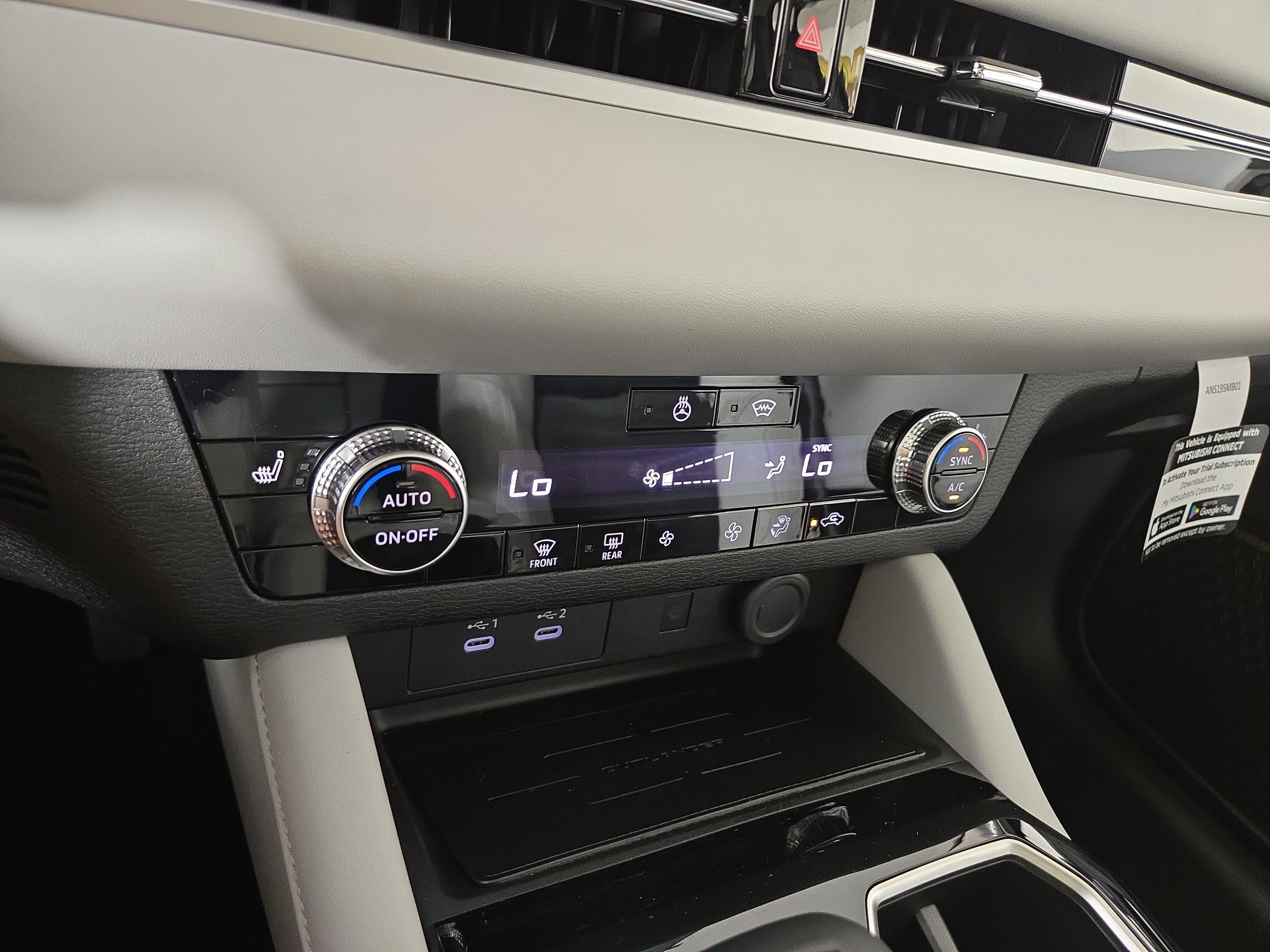 New 2026 Mitsubishi Outlander SE AWD/4WD image 27