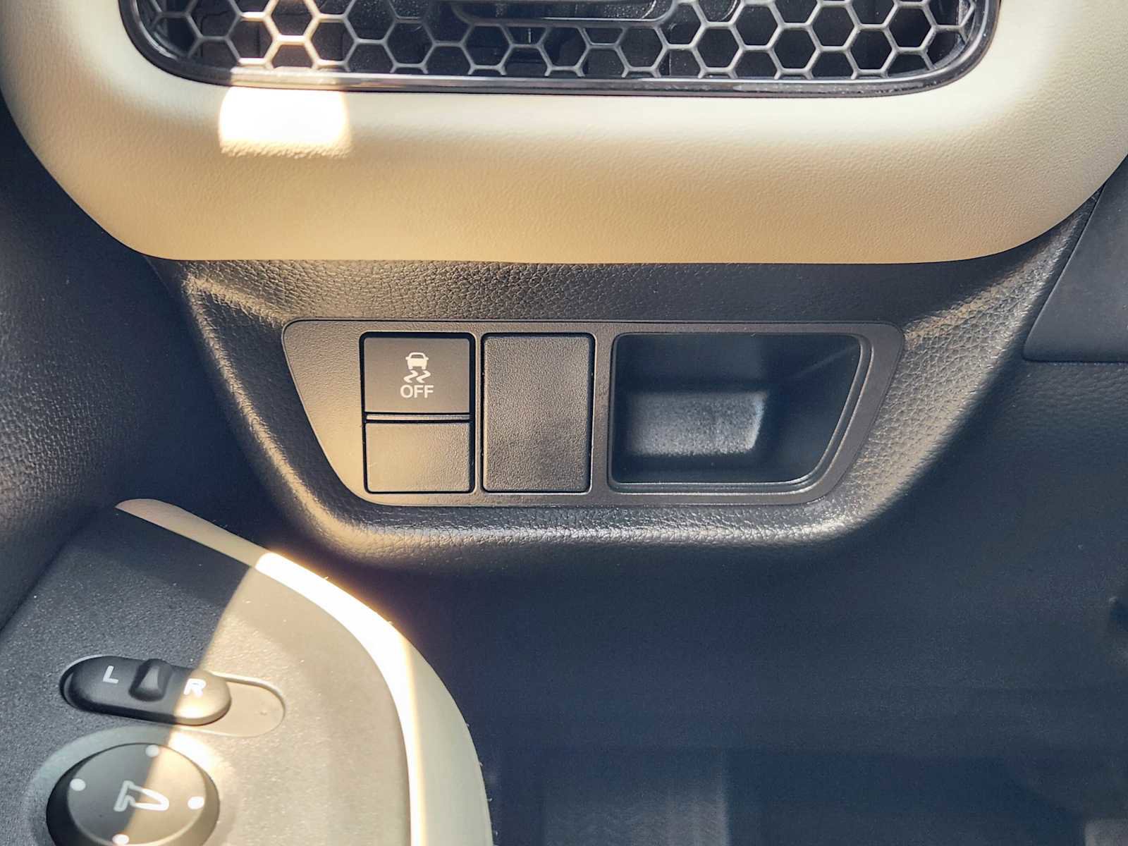 Certified 2024 Honda HR-V LX image 21