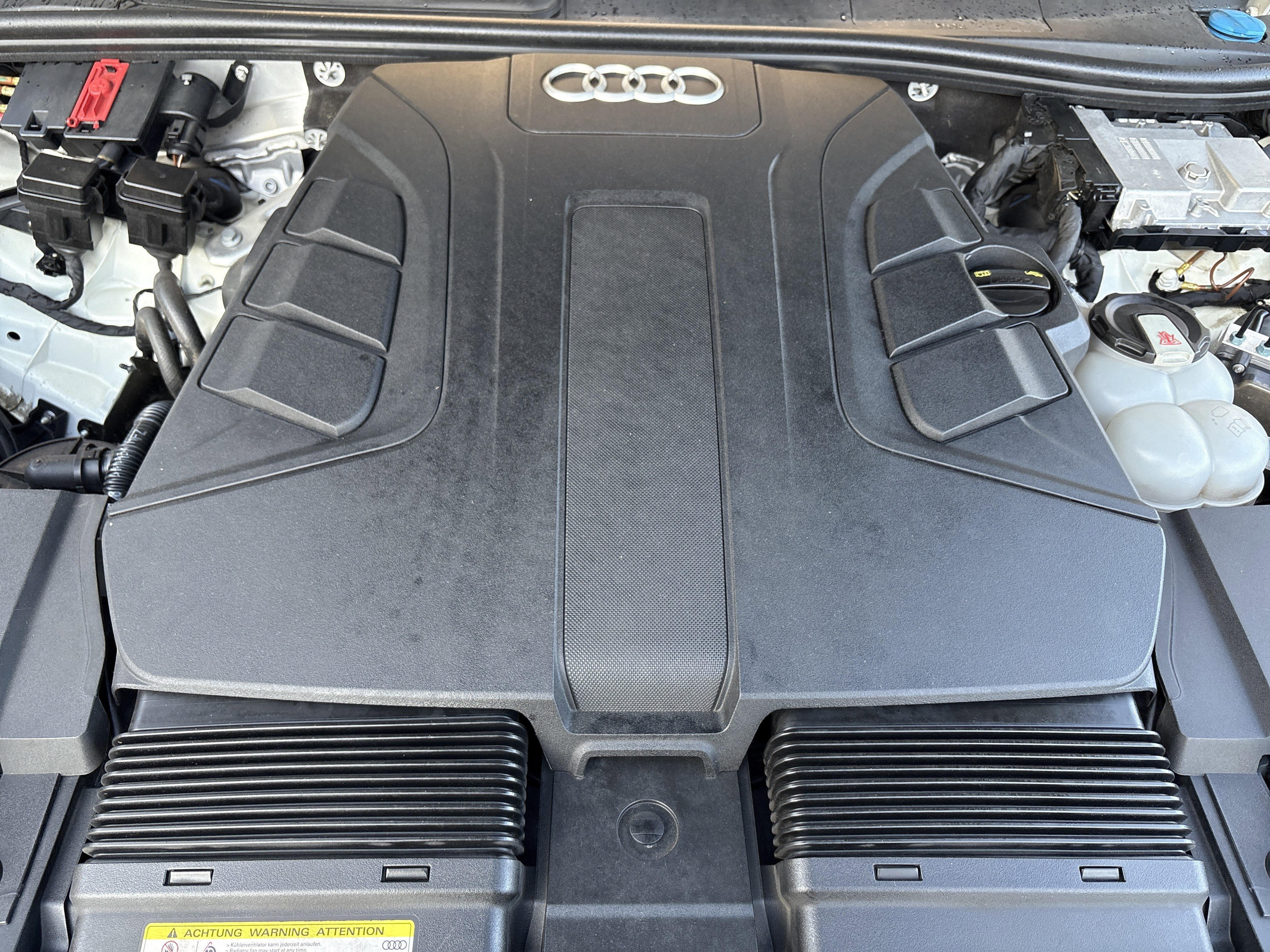 Used 2019 Audi Q7 3.0T Prestige image 34