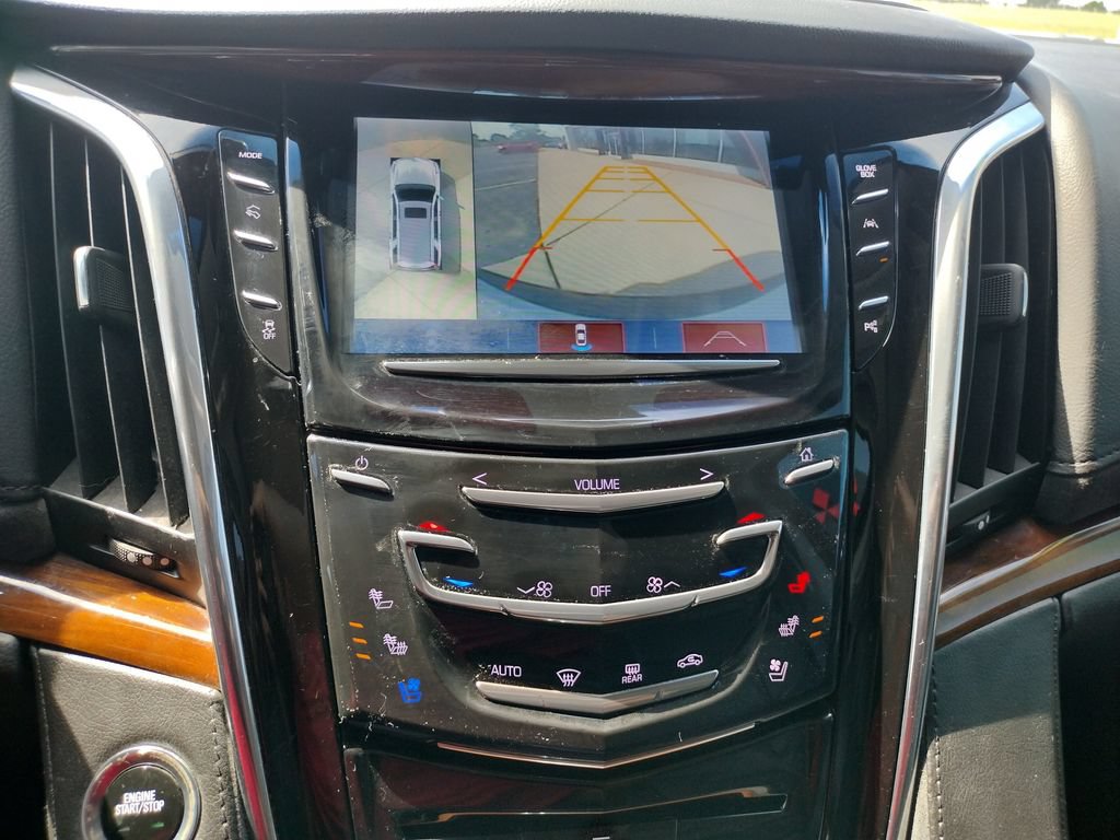 Used 2017 Cadillac Escalade ESV Premium Luxury AWD/4WD image 3