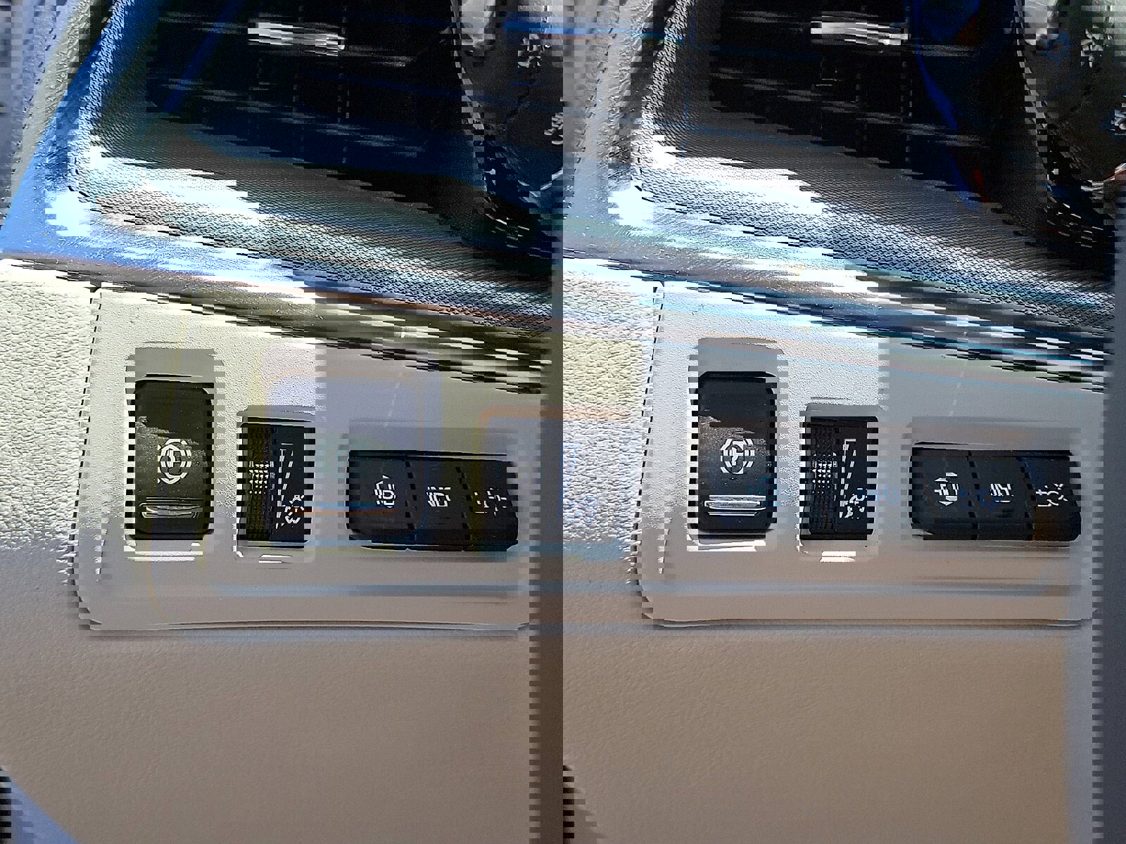 New 2026 Cadillac XT5 Premium Luxury w/ Driver Assist Package image 11