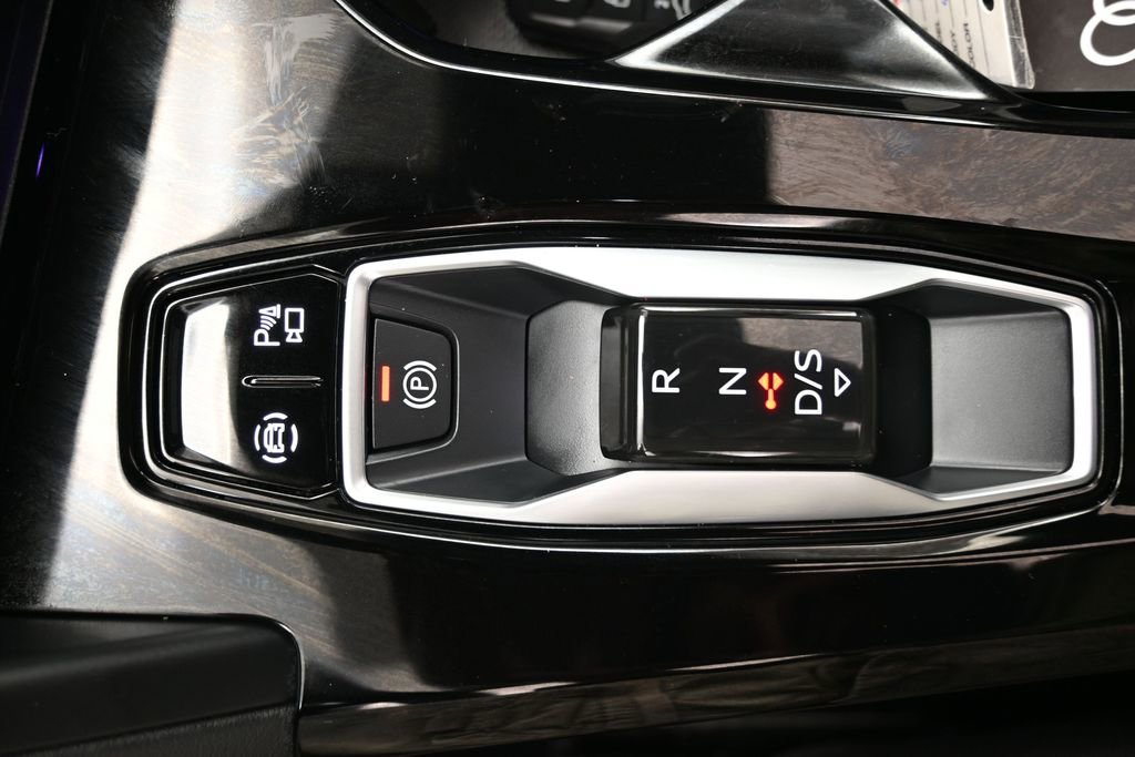 Used 2025 Audi Q5 Premium w/ Convenience Package AWD/4WD image 30