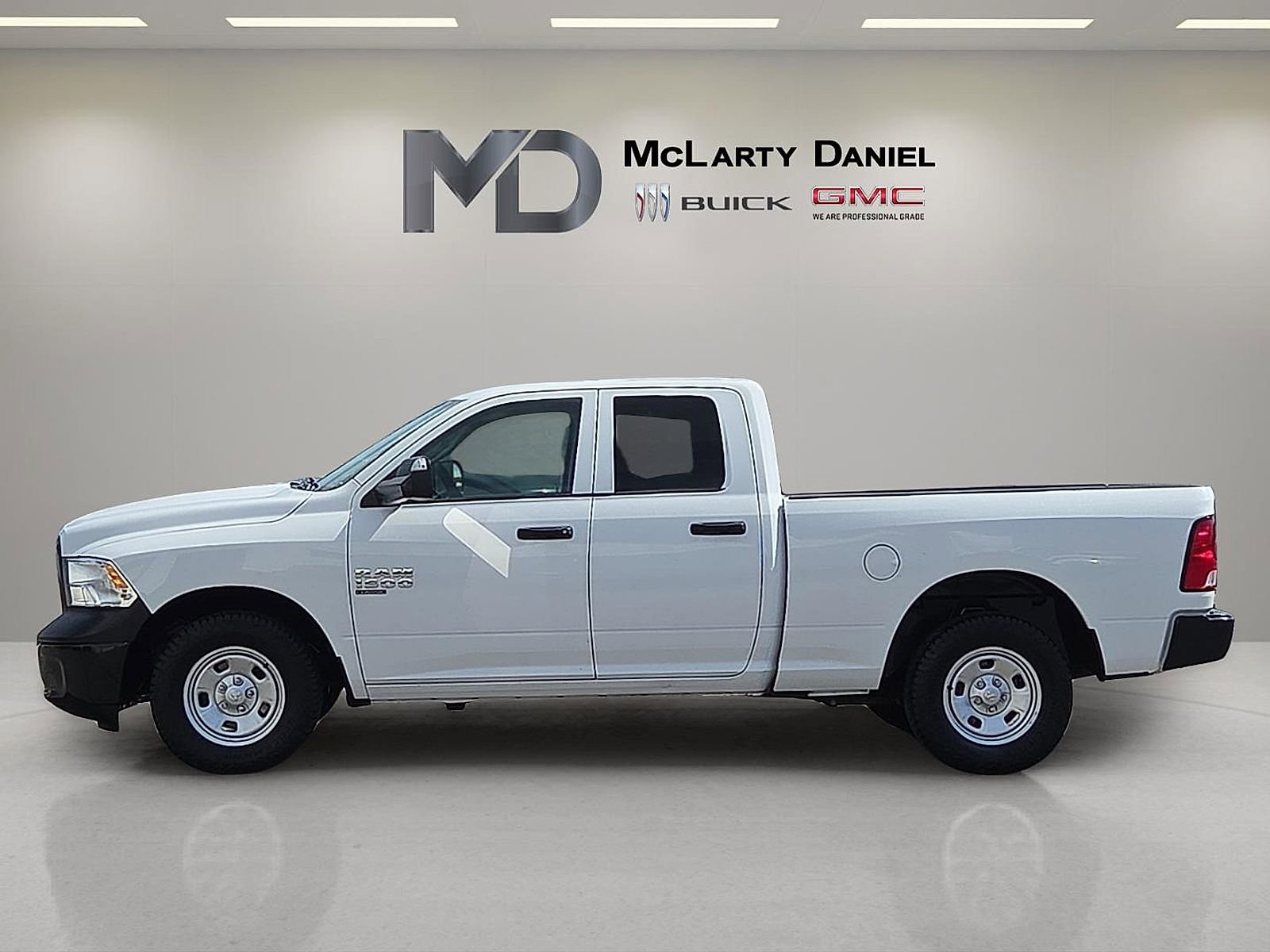 Used 2022 RAM 1500 Tradesman w/ Popular Equipment Group RWD image 3