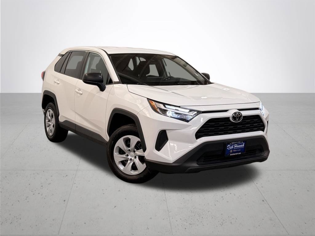 Used 2025 Toyota RAV4 LE AWD/4WD image 7