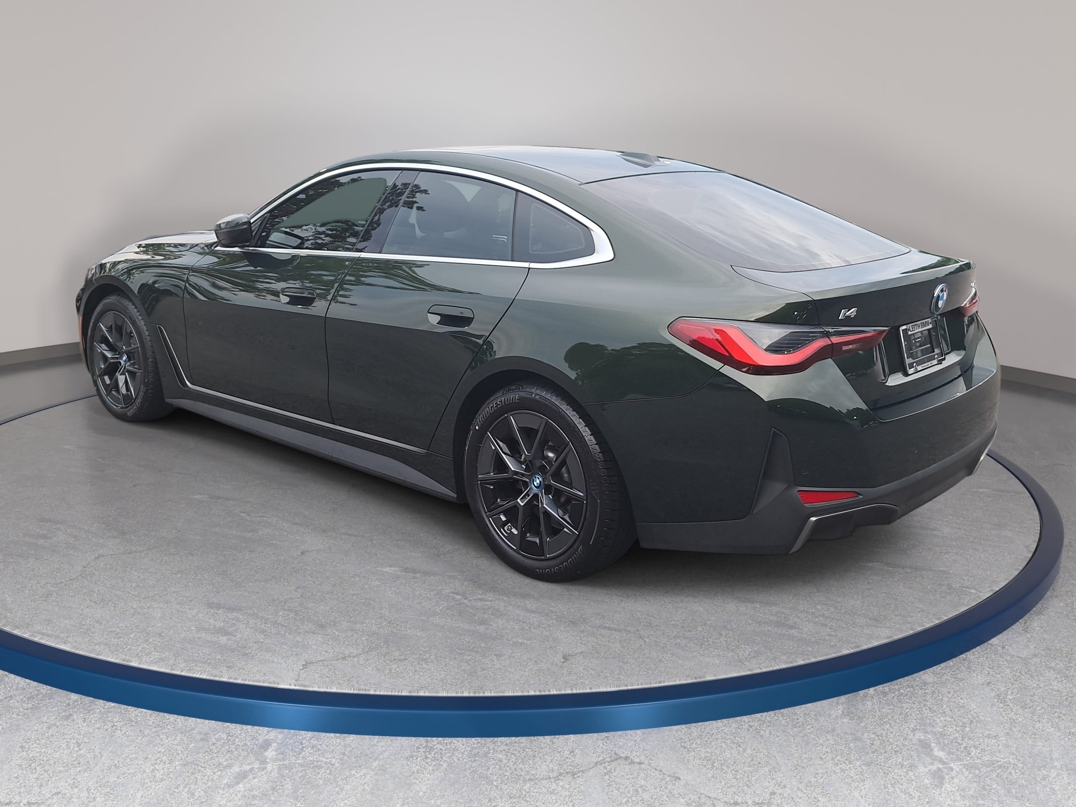 Used 2024 BMW i4 eDrive35 w/ Premium Package RWD image 7