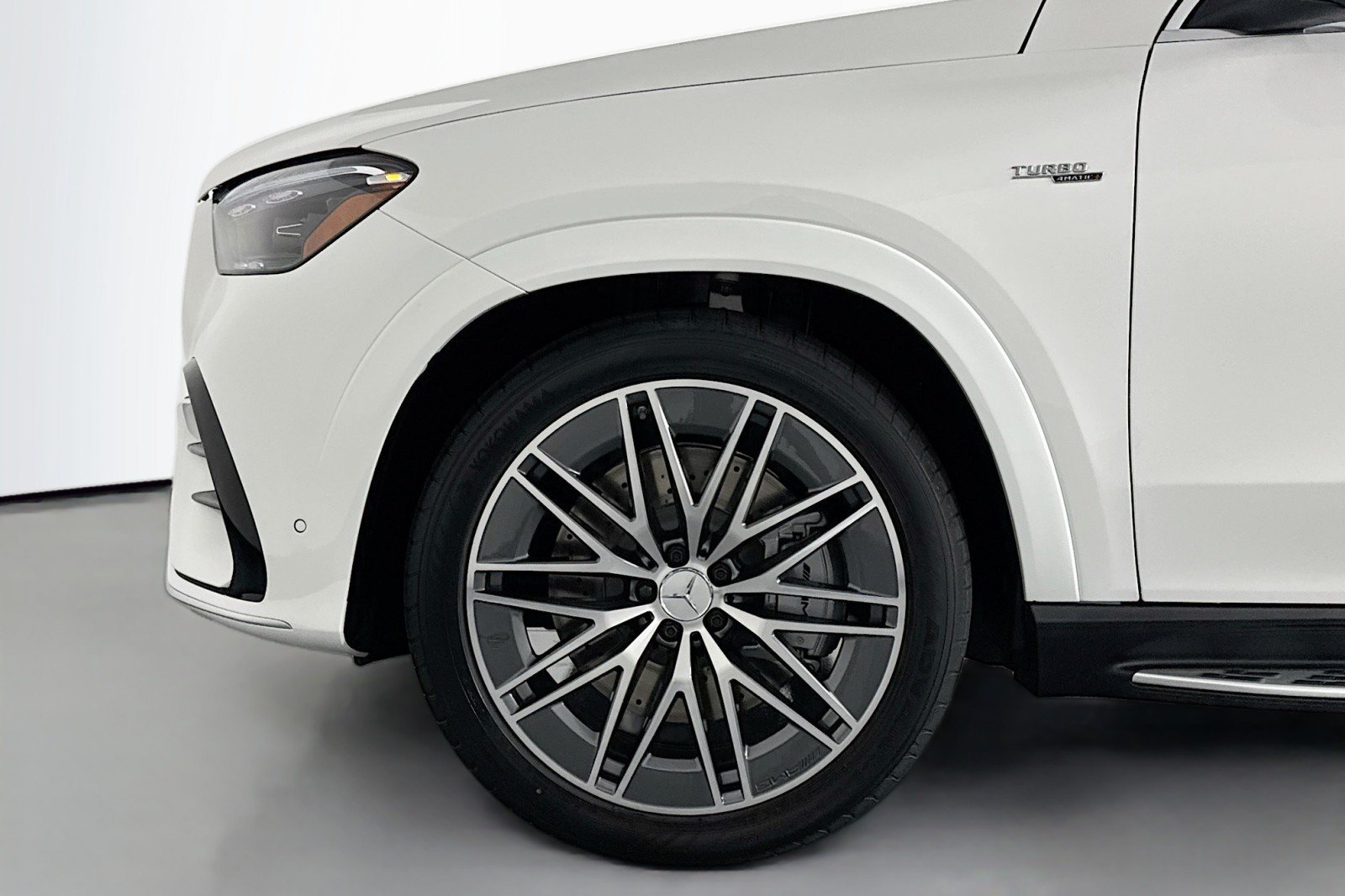 New 2026 Mercedes-Benz GLE 53 AMG 4MATIC image 9
