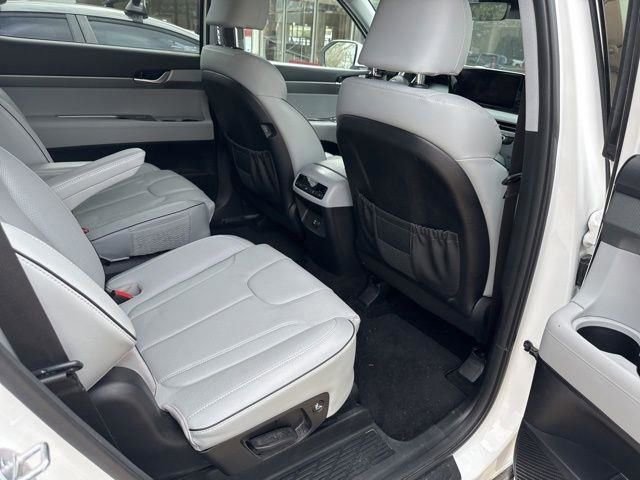 Used 2023 Hyundai Palisade SEL image 30