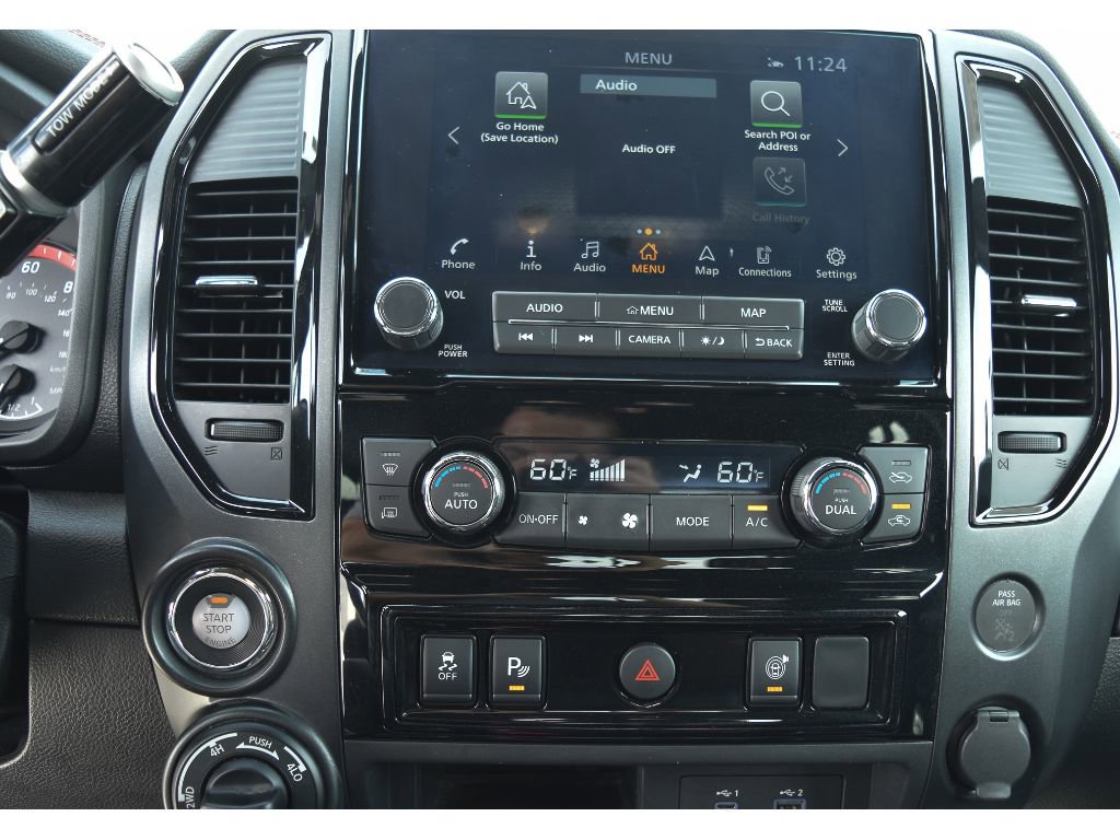 Used 2024 Nissan Titan PRO-4X image 18
