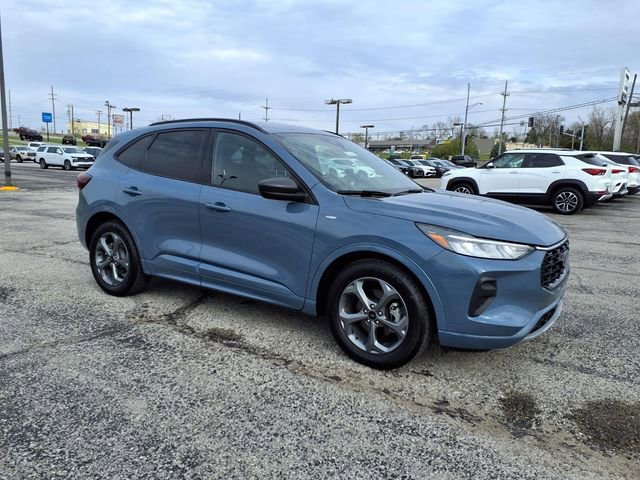 Used 2023 Ford Escape ST-Line image 6